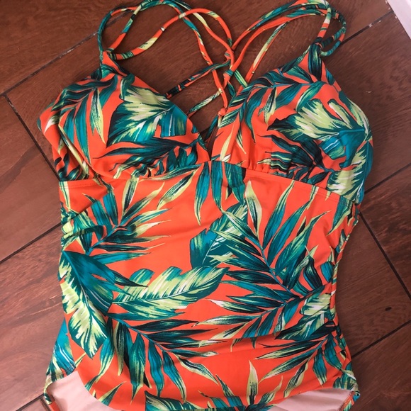 Plus size swim one piece - Picture 1 of 2